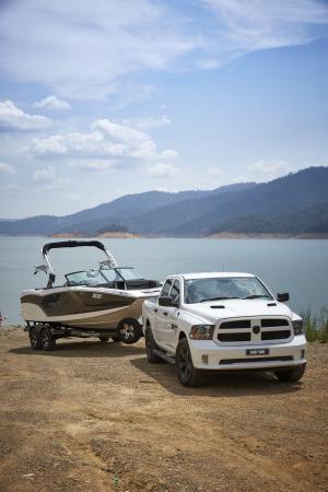 Ram 1500 Express Crew Cab 2020 года  (AU)